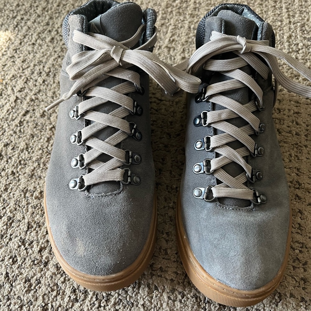 Forsake womens Lucie mid